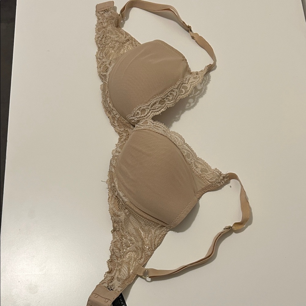 Natori Tan Feathers Lace Bra